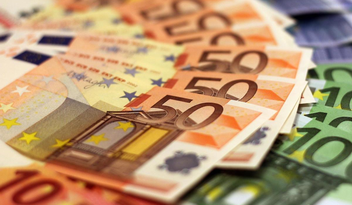 Euro--monnaie