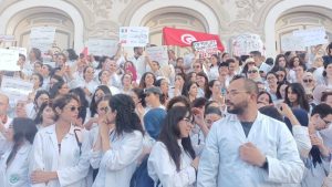 L’émigration des médecins tunisiens s’accélère : 1 600 médecins diplômés de la promotion 2024 ont quitté la Tunisie